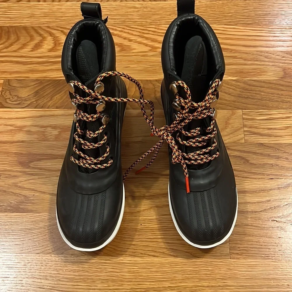 NWT Sorel Slimpack lll Waterproof Hiker Boot Black size 7